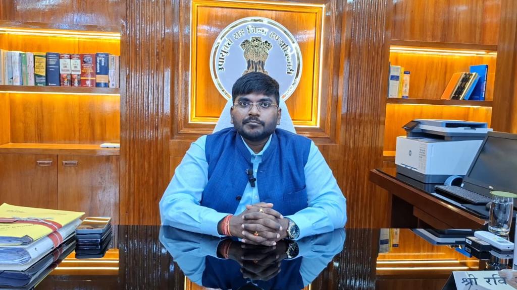संयम, सुरक्षा और सहयोग का संदेश : उपायुक्त रवि आनंद ने जामताड़ावासियों को किया नववर्ष के लिए जागरूक