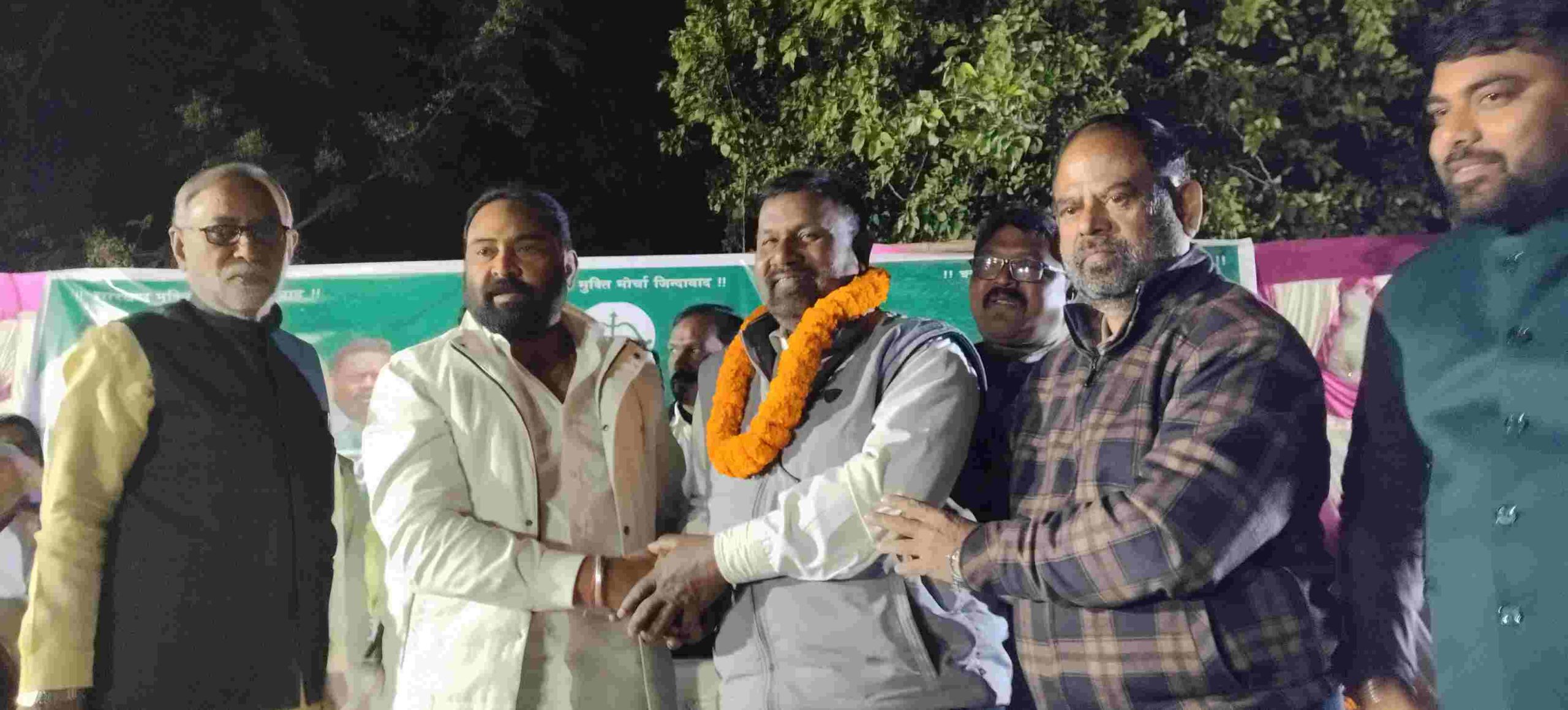 झामुमो स्थापना दिवस को लेकर जामताड़ा में जोश, केंद्रीय सचिव विनोद पांडेय का भव्य स्वागत