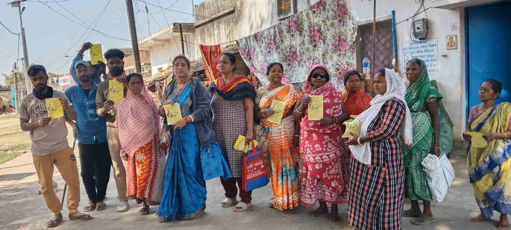 परिवर्तन और महिला सशक्तिकरण की आवाज बनीं नीना शर्मा, मिहिजाम नगर परिषद चुनाव में जनसंपर्क तेज