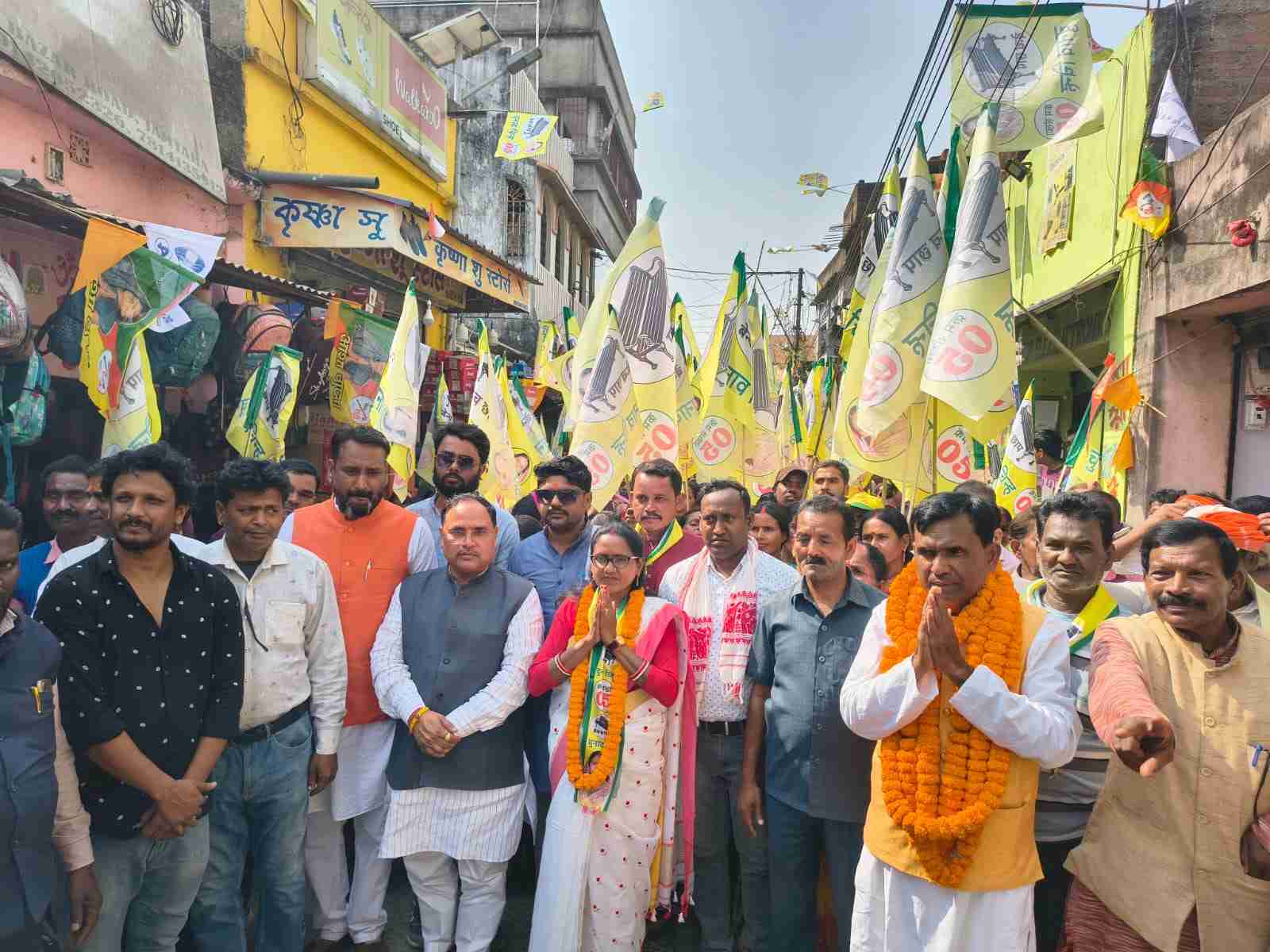 जन आशीर्वाद यात्रा में उमड़ा सैलाब, जामताड़ा की सड़कों पर दिखा विकास का दम