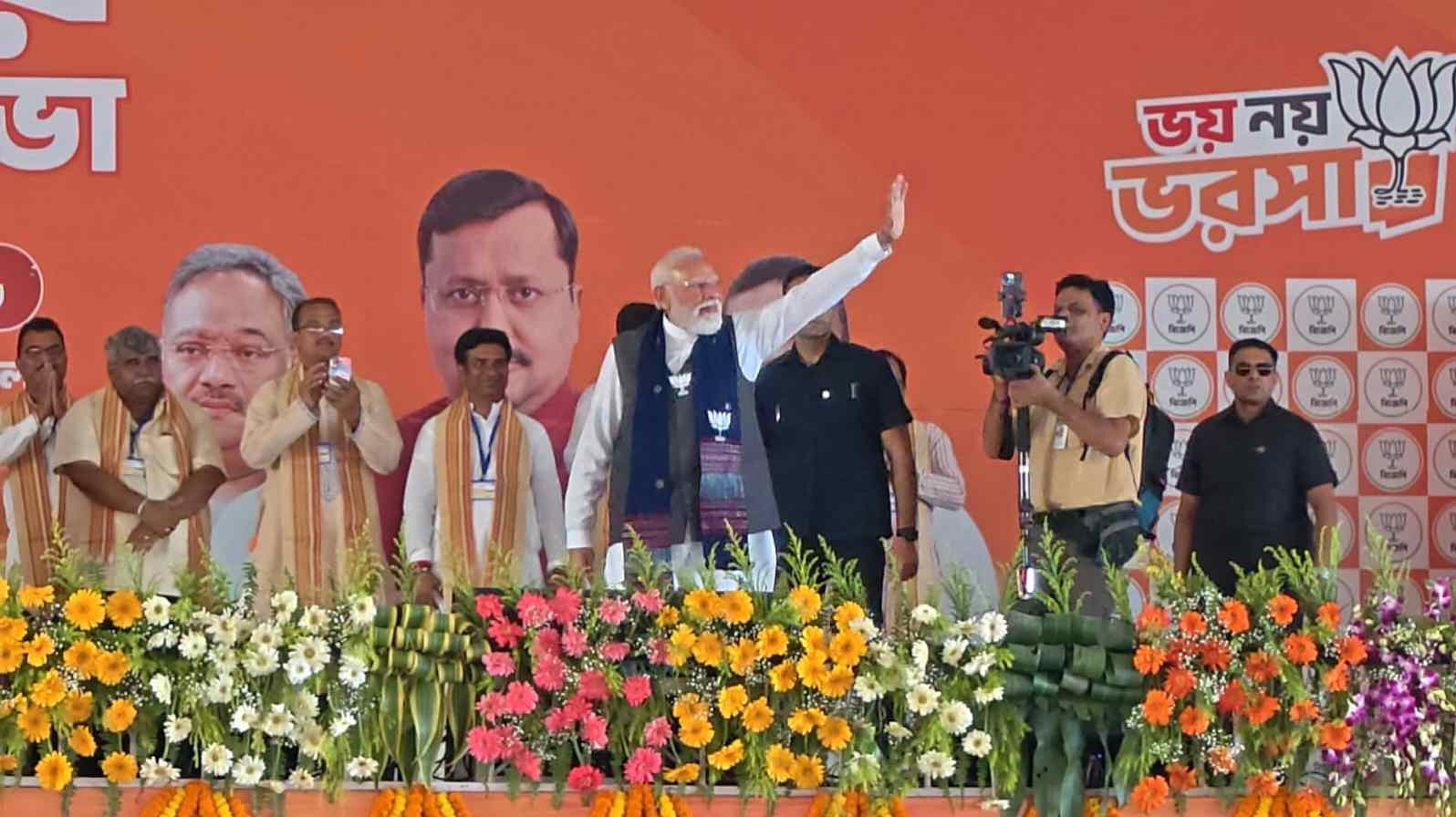 आसनसोल में पीएम का प्रहार: माफिया खत्म, उद्योग फिर से गुलजार, रैली में जेबकतरों का भी कहर