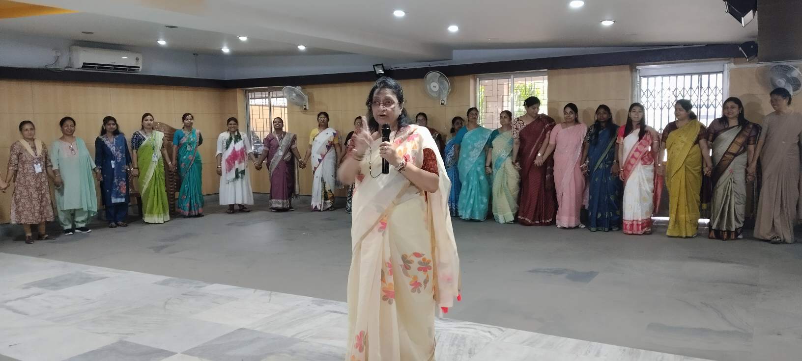 शिक्षकों के नवाचार और दक्षता को नई दिशा: चित्तरंजन में दो दिवसीय ओरिएंटेशन कार्यक्रम की शुरुआत