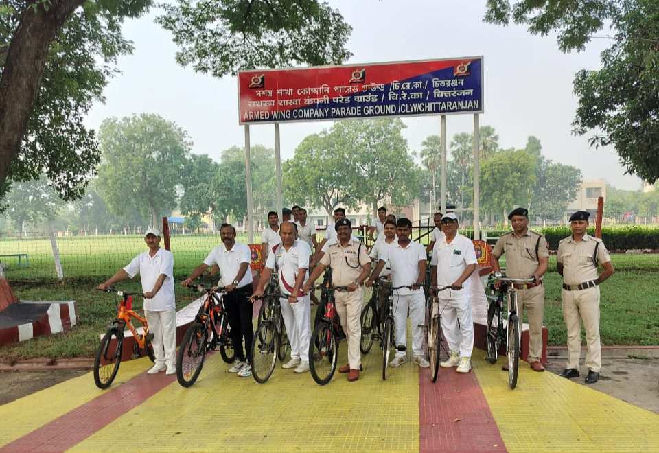 चित्तरंजन में साइकिलों पर दौड़ा फिटनेस का जुनून, ‘संडे ऑन साइकिल’ ने दिया स्वस्थ भारत का संदेश
