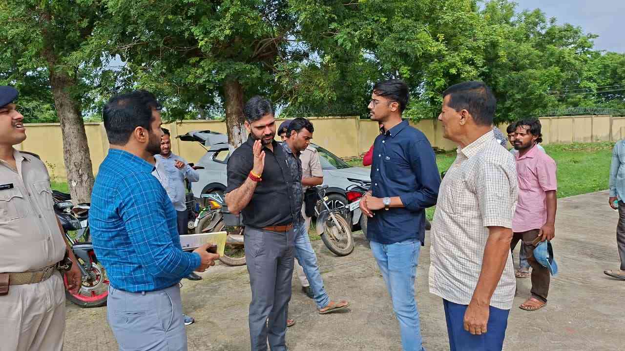 जामताड़ा के 5000 एमटी कोल्ड स्टोरेज का उपायुक्त ने किया निरीक्षण, किसानों तक सुविधा पहुंचाने के दिए निर्देश