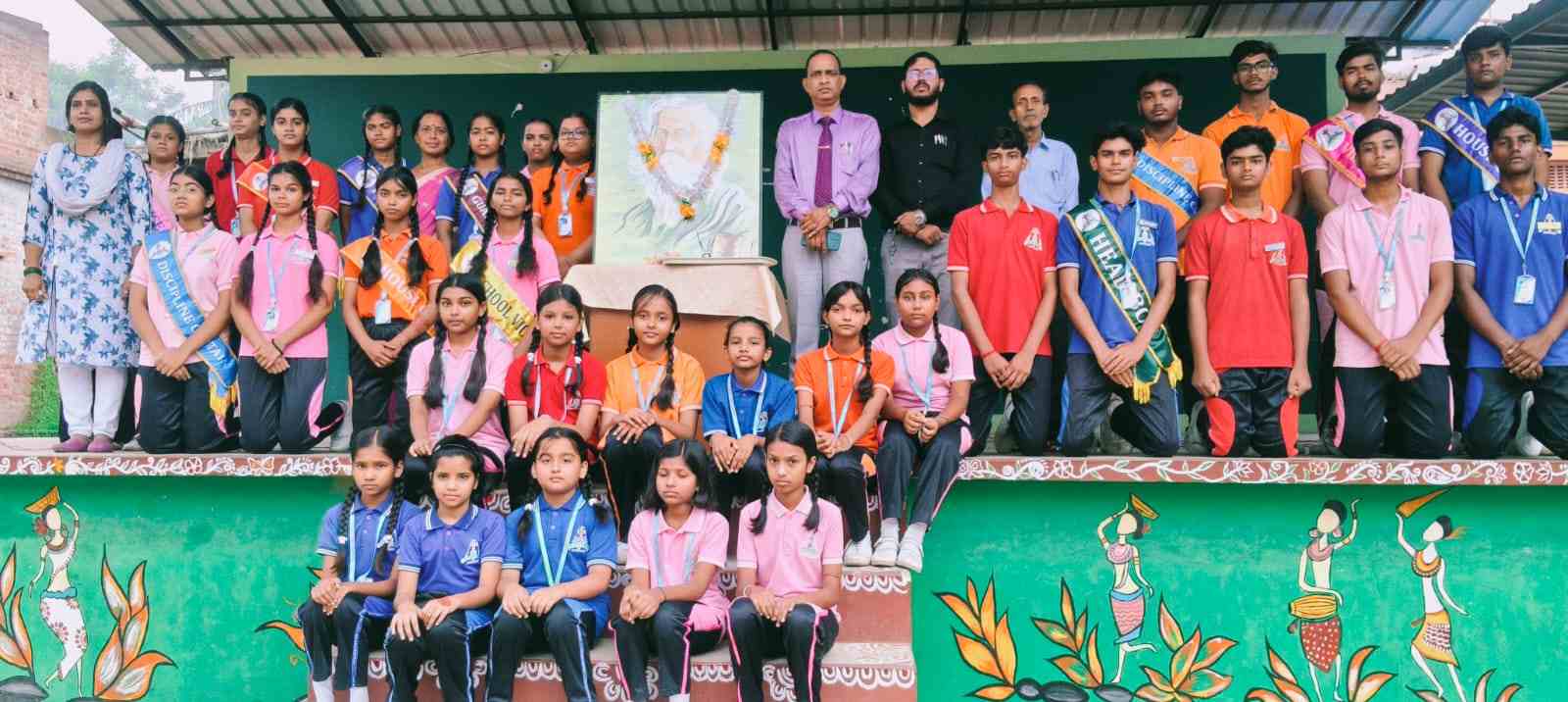 सेंट एंथोनी स्कूल में गुरुदेव को नमन, रवीन्द्र संगीत से गूंजा विद्यालय परिसर